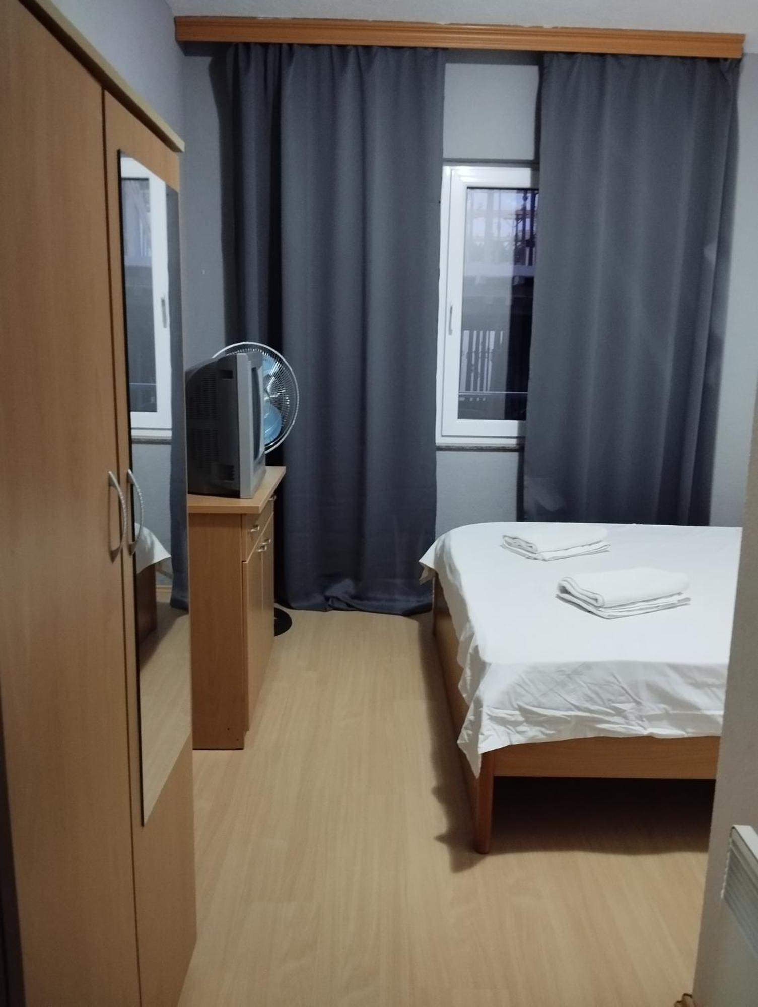 Hotel Ariston Struga Exteriör bild