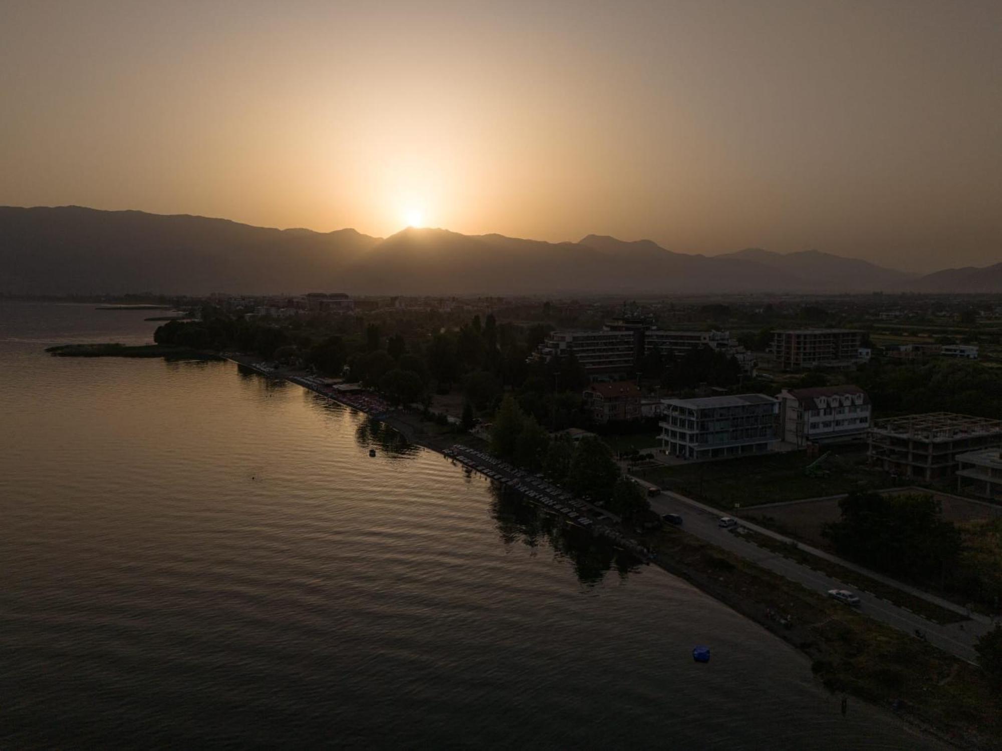 Hotel Ariston Struga Exteriör bild